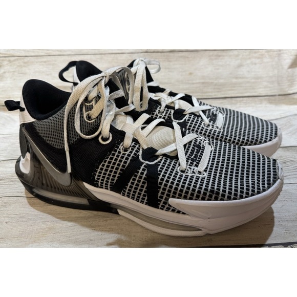 Nike Other - Nike Lebron Witness VII DM1123-100 White/Black Basketball Shoes Mens Sz 10.5